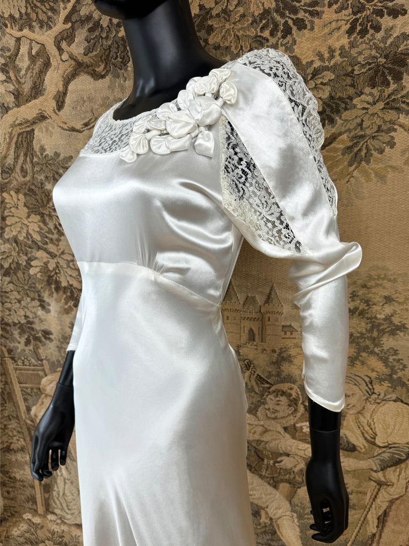 Art Deco 1930s Lace & Satin Wedding Dress