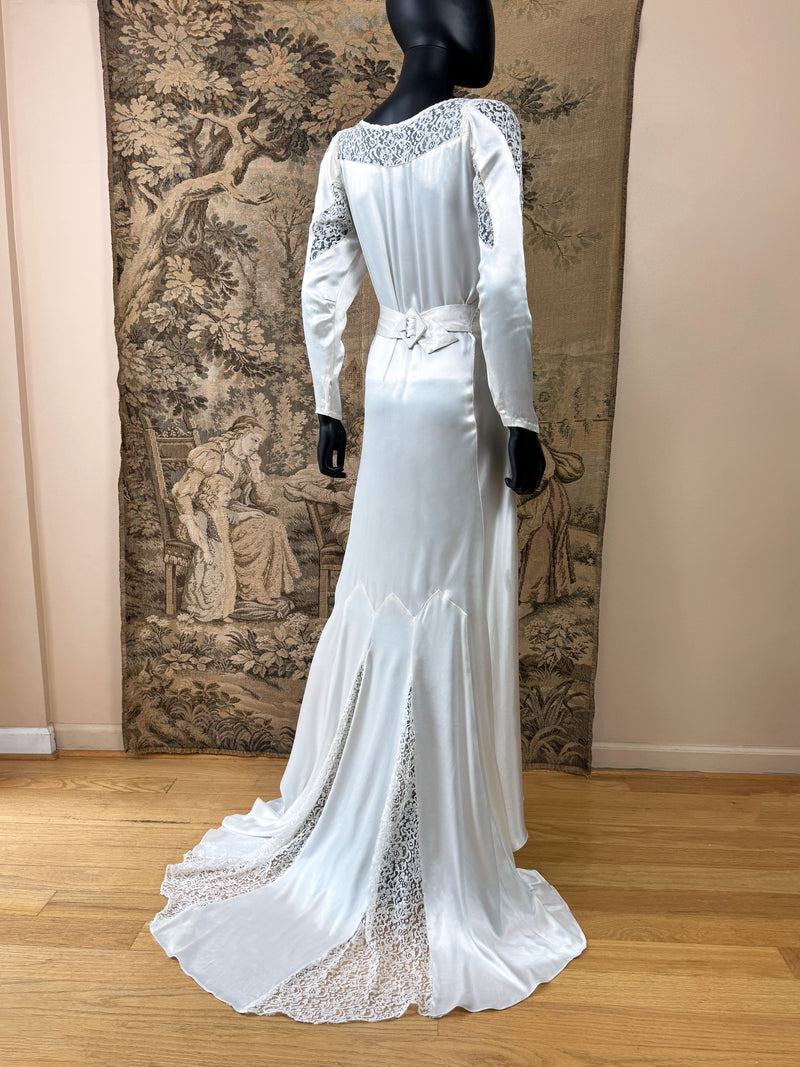 Art Deco 1930s Lace & Satin Wedding Dress
