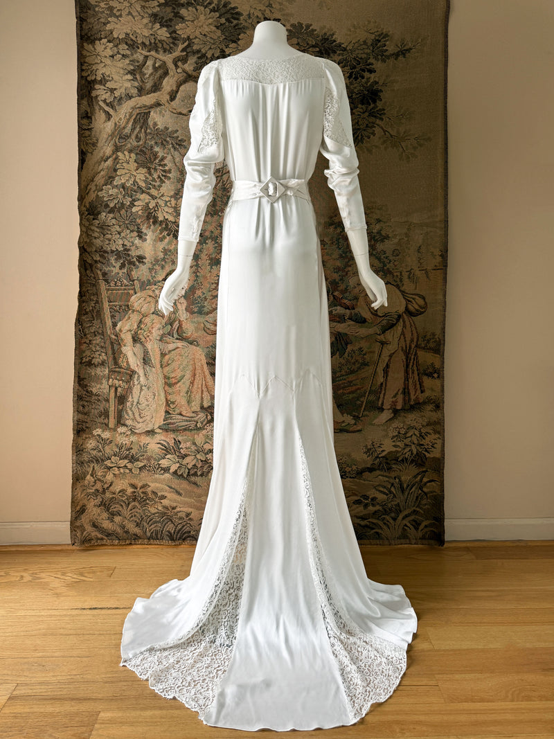 Art Deco 1930s Lace & Satin Wedding Dress