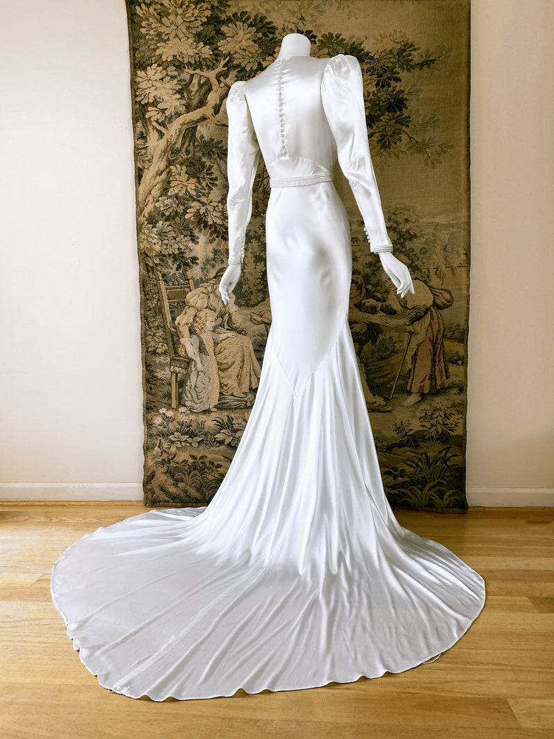 Art Deco 1930s Wedding Dress