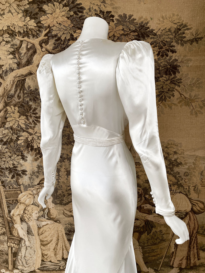 Art Deco 1930s Wedding Dress