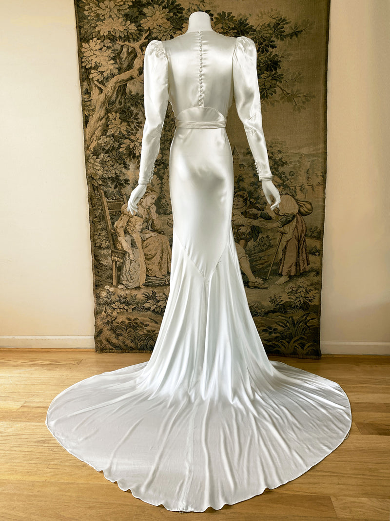 Art Deco 1930s Wedding Dress