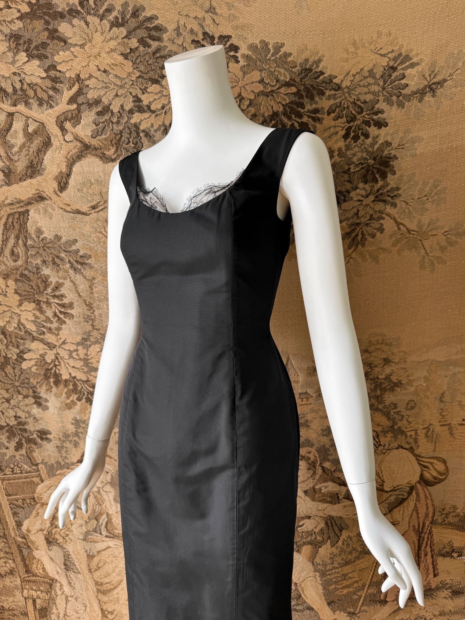 Alexander McQueen A/W 2005 Black Silk Wiggle Dress Sweet Disorder Vintage Alexander McQueen A/W 2005 Black Silk Wiggle Dress Sweet Disorder Vintage