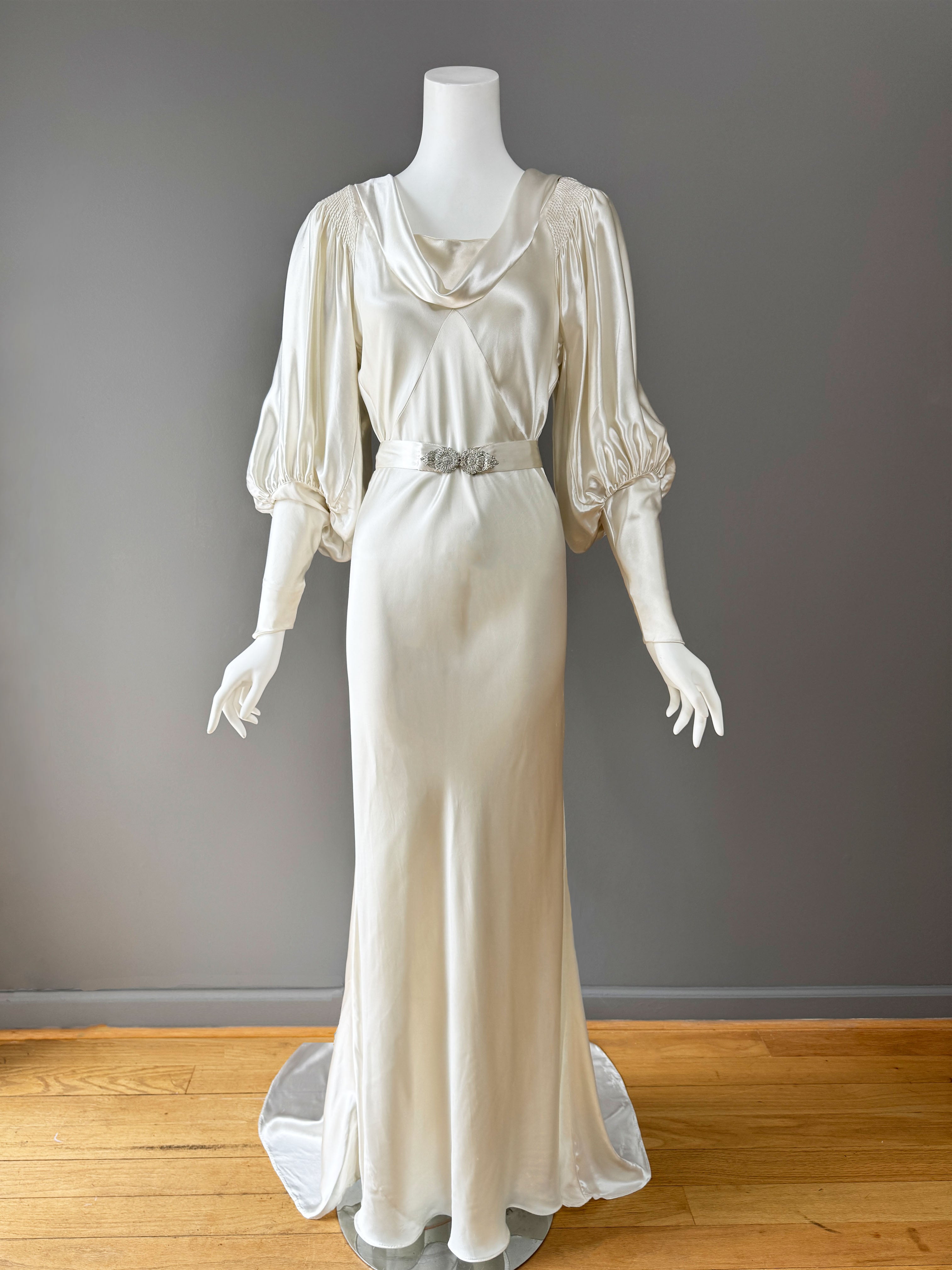 1930s Art Deco Balloon Sleeve Wedding Dress – Sweet Disorder Vintage