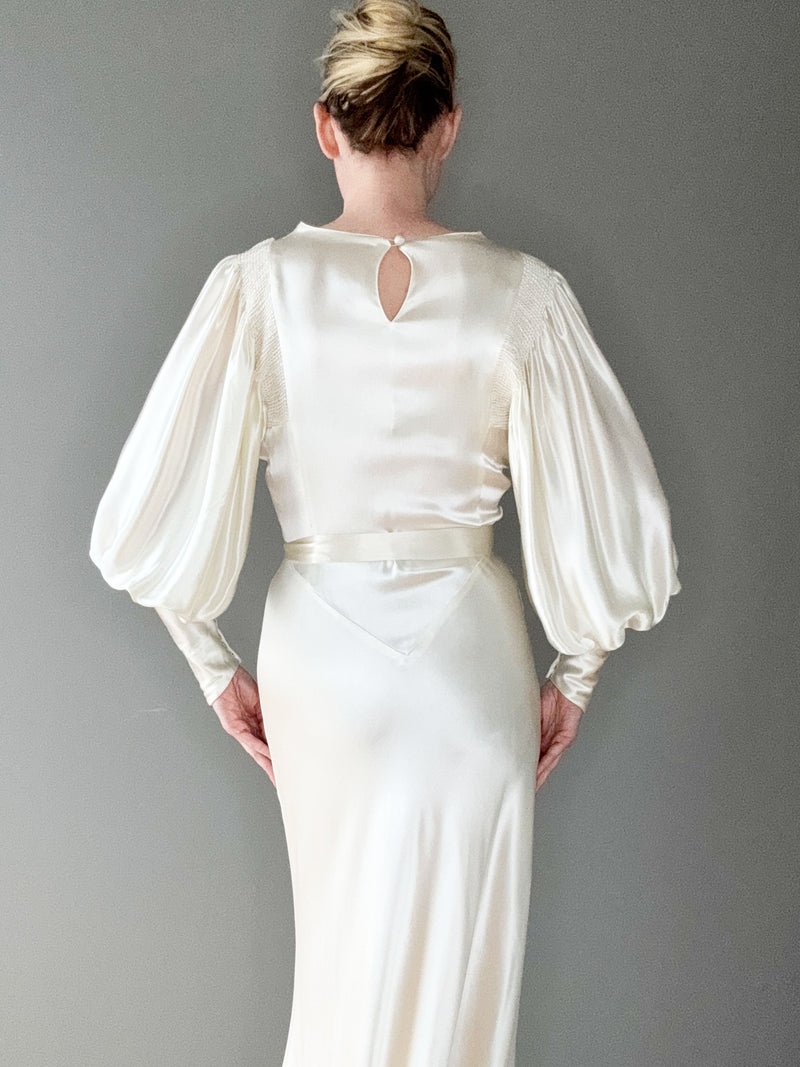 elegant wedding dresses with long sleeves Plus-Size Romantic And Elegant Off-The-Shoulder Long Sleeve A-Line Wedding  Dress With Buttons