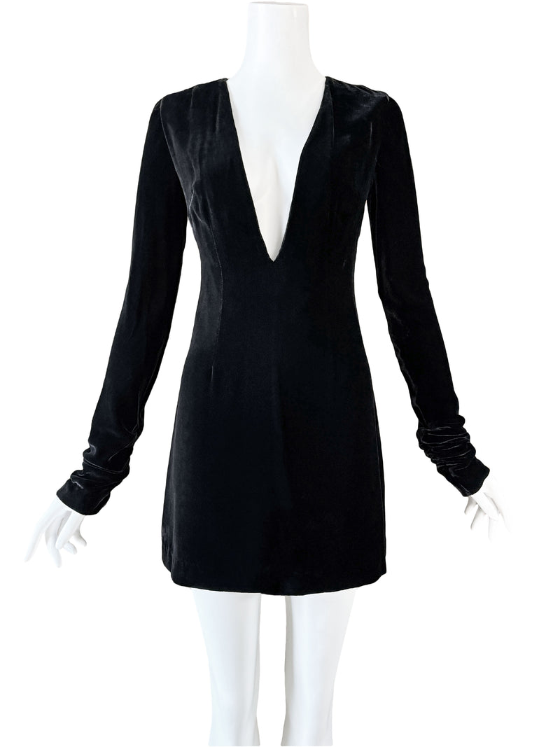 Alexander McQueen 1990s Black Velvet Plunge Mini Dress – Sweet Disorder  Vintage