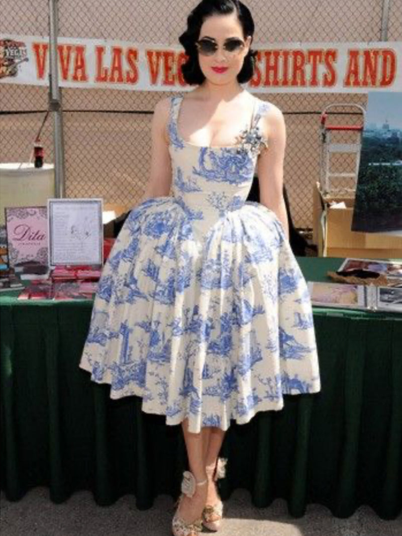 Vivienne Westwood Spring 1996 'Les Femmes' Toile Print Dress