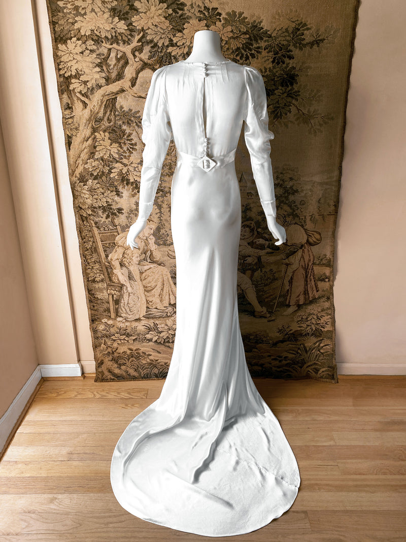 Art Deco 1930s Wedding Dress with Corsage