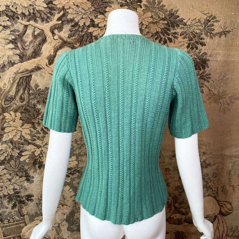 1940s Celadon Green Hand Knit Pullover