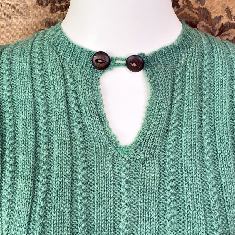 1940s Celadon Green Hand Knit Pullover