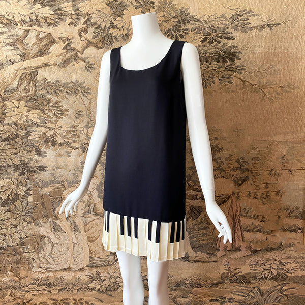 Moschino best sale piano dress