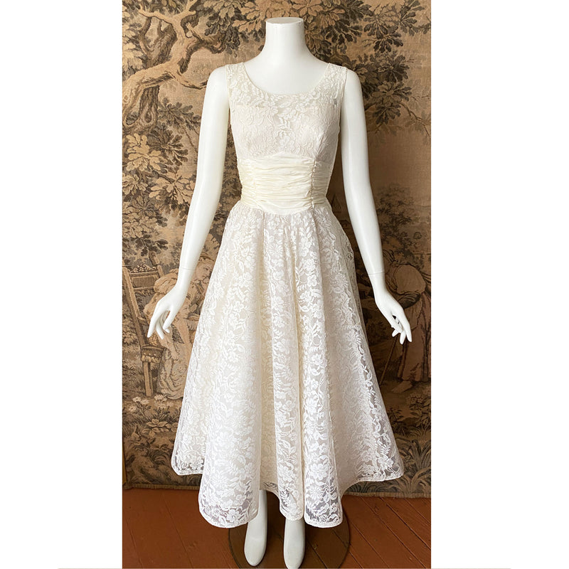 1960s Lace Wedding Dress & Bolero